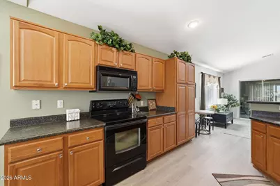 2386 E Antigua Drive, Casa Grande, AZ 85194 - Photo 11