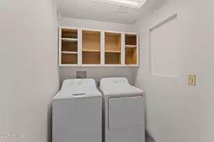 10416 W Cheryl Dr, Sun City, AZ 85351 - Photo 25