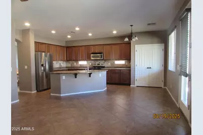 17774 W Bridger Street, Surprise, AZ 85388 - Photo 9