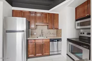 4750 N Central Ave, Phoenix, AZ 85012 - Photo 11