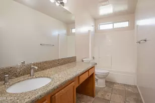 12473 N 57th Ave, Glendale, AZ 85304 - Photo 17