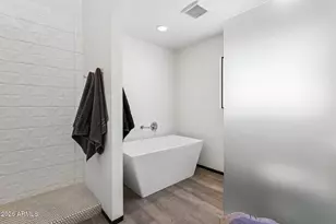 46 W Tam Oshanter Dr, Phoenix, AZ 85023 - Photo 33