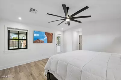 4627 E Wilshire Drive, Phoenix, AZ 85008 - Photo 11