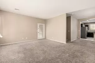 7742 W Palm Ln, Phoenix, AZ 85035 - Photo 7