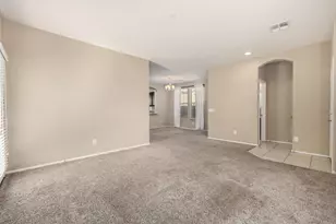 7742 W Palm Ln, Phoenix, AZ 85035 - Photo 9