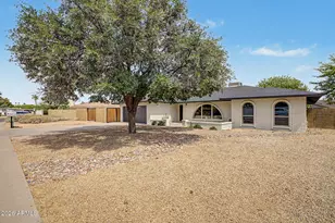 10845 N 34th St, Phoenix, AZ 85028 - Photo 3