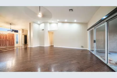 8756 W Rockwood Drive, Peoria, AZ 85382 - Photo 13