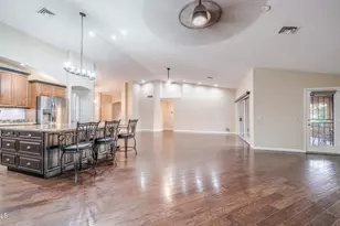 8756 W Rockwood Dr, Peoria, AZ 85382 - Photo 9