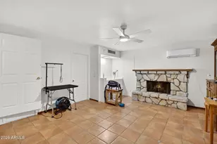 2119 E Crocus Dr, Phoenix, AZ 85022 - Photo 11