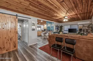 2074 Thousand Pines Dr, Overgaard, AZ 85933 - Photo 13