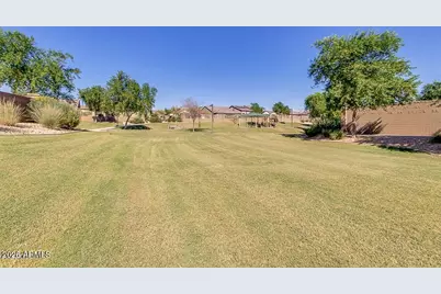 23754 W Hess Avenue, Buckeye, AZ 85326 - Photo 27