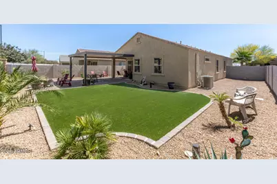 23754 W Hess Avenue, Buckeye, AZ 85326 - Photo 21