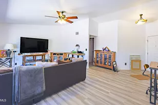 1691 E Periwinkle Way, Sierra Vista, AZ 85635 - Photo 9