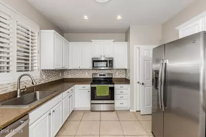 2102 E Yellowstone Place, Chandler, AZ 85249 - Photo 15