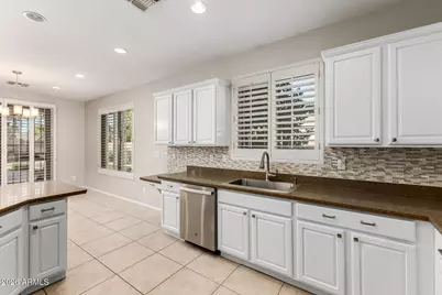 2102 E Yellowstone Place, Chandler, AZ 85249 - Photo 11