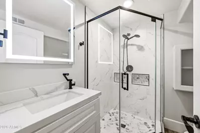 17962 W Montecito Avenue, Goodyear, AZ 85395 - Photo 27