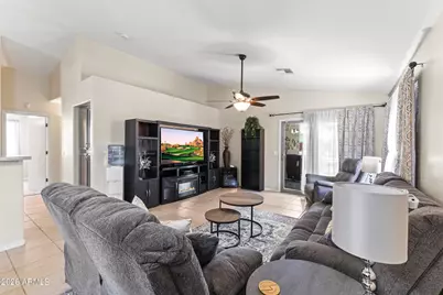 14211 N 149th Drive N, Surprise, AZ 85379 - Photo 13
