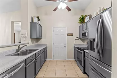 14211 N 149th Drive N, Surprise, AZ 85379 - Photo 11