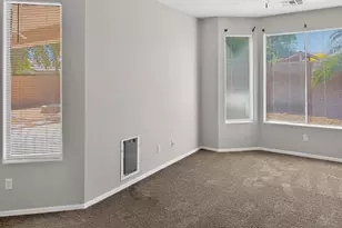 2421 W Ellis St, Phoenix, AZ 85041 - Photo 29