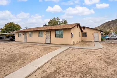 1702 W Shangri La Road #Apt 3, Phoenix, AZ 85029 - Photo 1