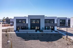 432 S 32nd St, Mesa, AZ 85204 - Photo 9