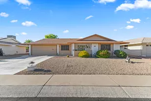 10410 W Floriade Dr, Sun City, AZ 85351 - Photo 7