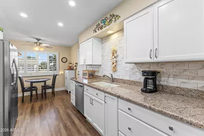 10410 W Floriade Drive, Sun City, AZ 85351 - Photo 3