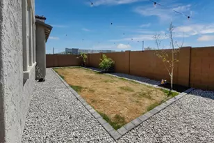 8327 E Petunia Ave, Mesa, AZ 85212 - Photo 29