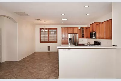 7054 W Eagle Ridge Lane, Peoria, AZ 85383 - Photo 7