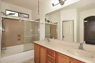 7054 W Eagle Ridge Ln, Peoria, AZ 85383 - Photo 13