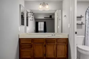 10610 S 48th St, Phoenix, AZ 85044 - Photo 9