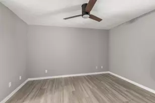 10610 S 48th St, Phoenix, AZ 85044 - Photo 15