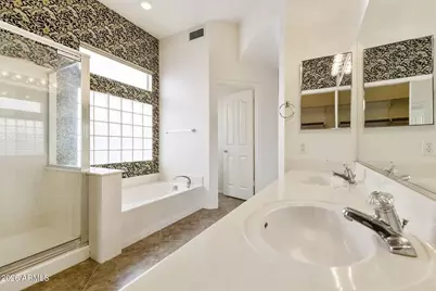 6792 W Linda Lane, Chandler, AZ 85226 - Photo 15