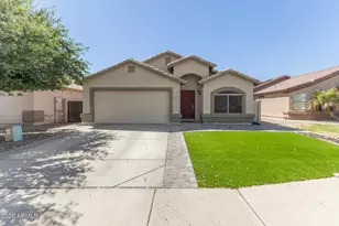 41528 N Maple Ln, San Tan Valley, AZ 85140 - Photo 1
