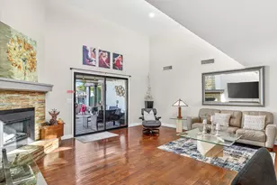 8100 E Camelback Rd, Scottsdale, AZ 85251 - Photo 11