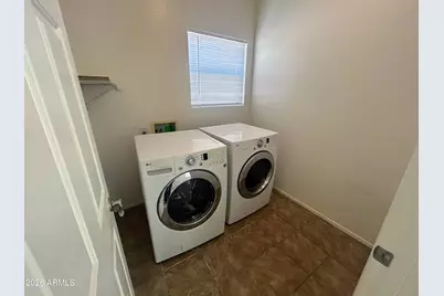 5812 S 10th Drive, Phoenix, AZ 85041 - Photo 11