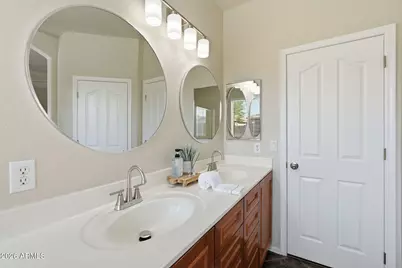 9721 W Crown King Road, Tolleson, AZ 85353 - Photo 33