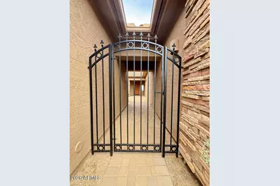 1710 W Western Star Boulevard, Phoenix, AZ 85041 - Photo 3