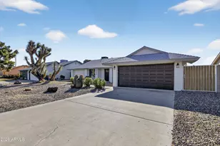2355 W Waltann Ln, Phoenix, AZ 85023 - Photo 3
