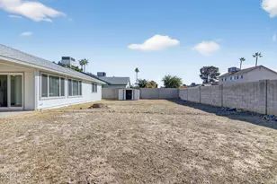 2355 W Waltann Ln, Phoenix, AZ 85023 - Photo 33