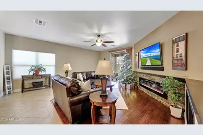 970 E Doris Street, Avondale, AZ 85323 - Photo 9