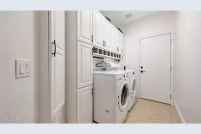 970 E Doris Street, Avondale, AZ 85323 - Photo 7