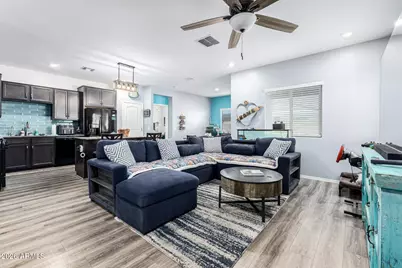 12712 W Midway Avenue, Glendale, AZ 85307 - Photo 9