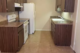 9626 W Mountain View Rd, Peoria, AZ 85345 - Photo 5