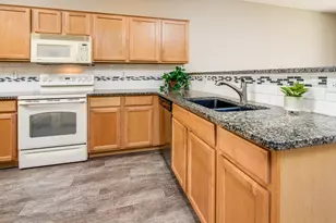 42607 W Constellation Dr, Maricopa, AZ 85138 - Photo 5