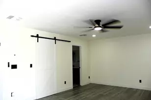 9402 N 18th Street N, Phoenix, AZ 85020 - Photo 19