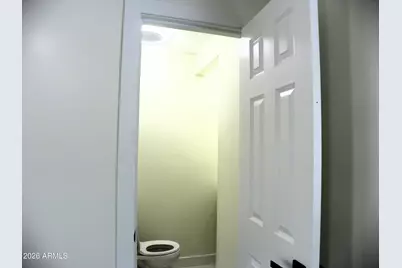 9402 N 18th Street N, Phoenix, AZ 85020 - Photo 45