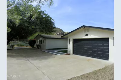 9402 N 18th Street N, Phoenix, AZ 85020 - Photo 5