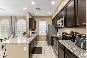 240 W Juniper Ave, Gilbert, AZ 85233 - Photo 9