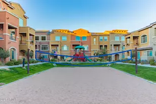 240 W Juniper Ave, Gilbert, AZ 85233 - Photo 27